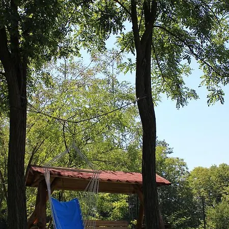 Conacul De Sub Munte