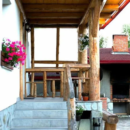 Conacul De Sub Munte Vila Novaci-Străini